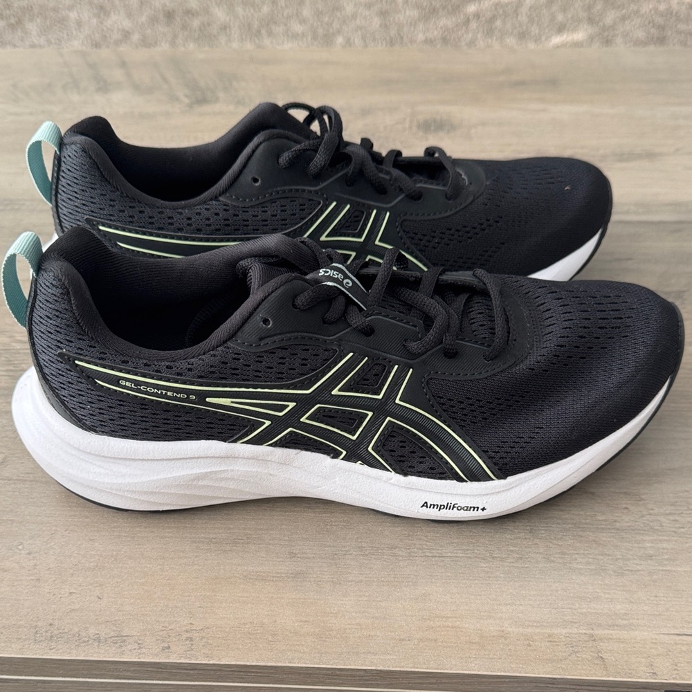 Asics Amplifoam+